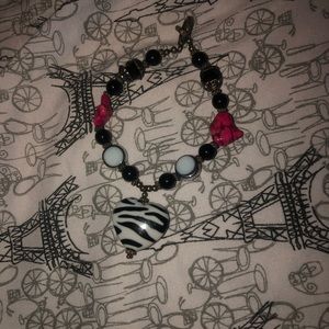 bracelets & heart jewelry holder